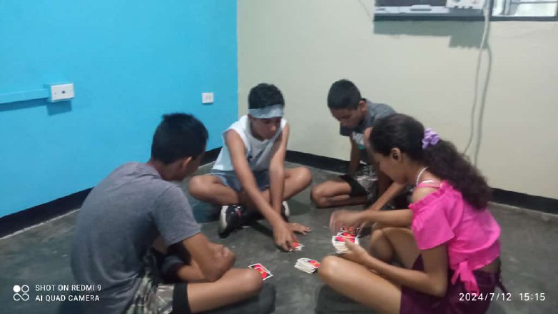 IsisDomingue2's tweet photo. En @YAR21Lpi nuestros pequeños mini brigadistas de @BrigadasCHCH realizaron un encuentro donde la recreación estuvo como objetivo principal… Ellos y las TIC para el “FUTURO” de la patria

#VenezuelaObrera
¡Vamos!
@Gabrielasjr
@LaRosaInfoVE
@InfocentroOce https://t.co/xFEL4lPNLp