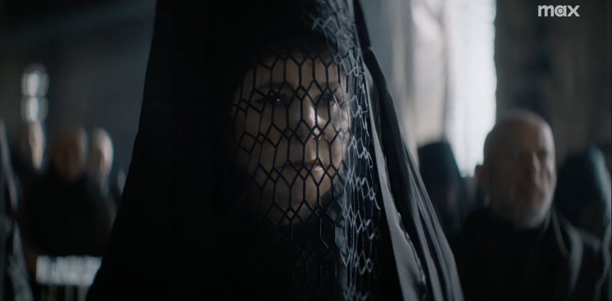 DiscussingFilm's tweet image. New look at ‘DUNE: PROPHECY’, a series set 10,000 years before the birth of Paul Atreides.

Releasing in November on HBO.