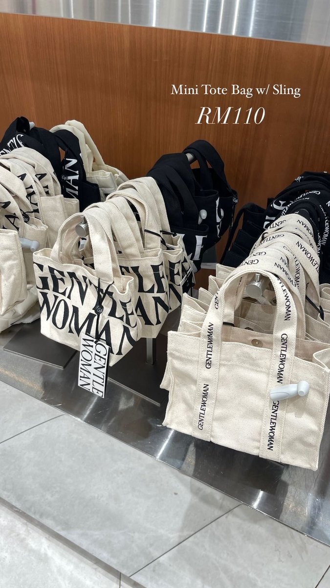 niniersln's tweet photo. Hello ninie ada open order GENTLE WOMEN handbag if nak order whatsapp ninie or DM okay. Last order esk tengah hari last okayy. RT pleasee untuk rezeki saya ❤️ https://t.co/gBegKCwLh3