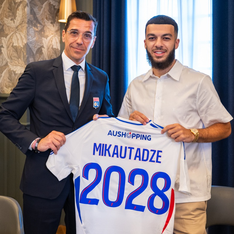 OL's tweet photo. 👑 Georges Mikautadze est de retour à la maison ✨🔴🔵

#Mikautadze2028

📋 Lire le communiqué ⤵