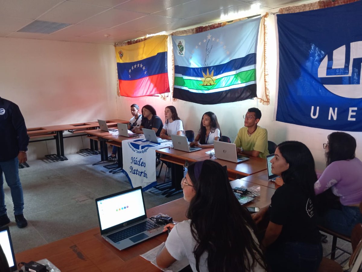vs_cites's tweet photo. #EducaciónUniversitaria | ¡Espacios para la innovación y el avance tecnológico!
Inauguran sala #ConectaTEC para la comunidad universitaria en #Monagas
#VenezuelaObrera https://t.co/vctxiwcSls