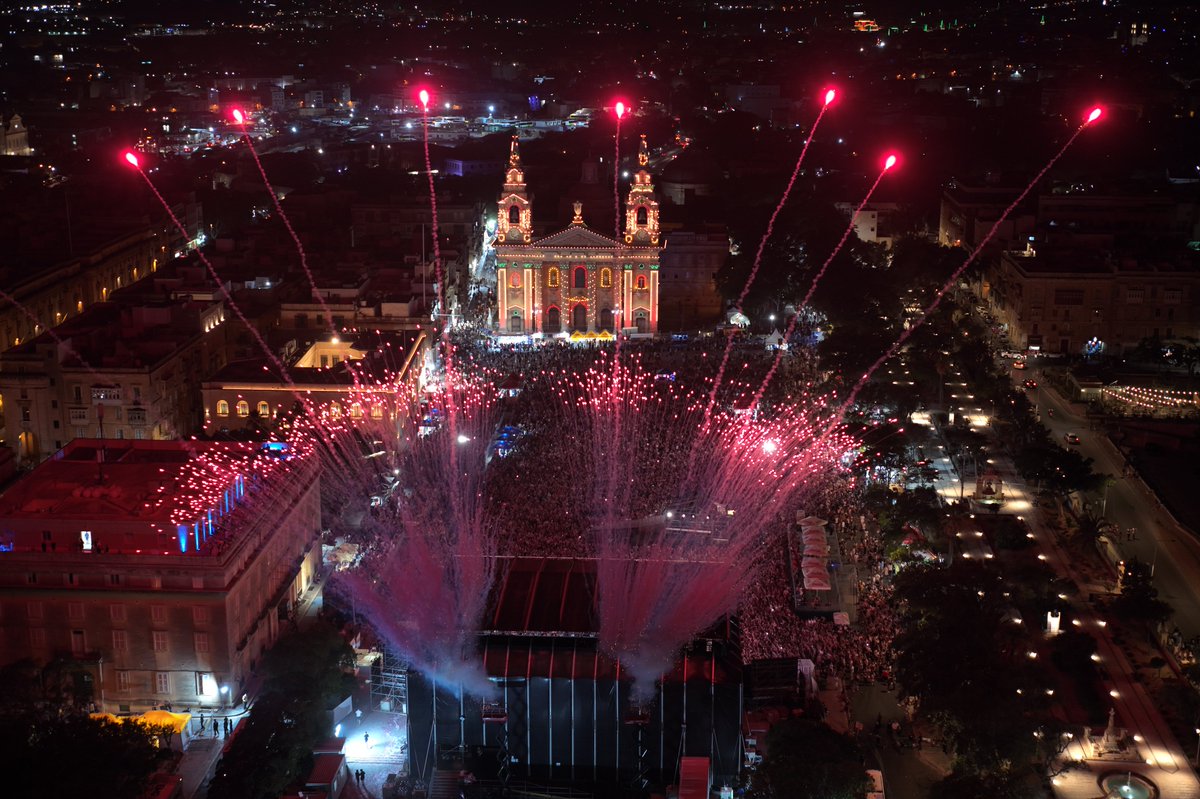 Mentally, I'm still here 🤩🫶 #IsleofMTV

📸 Roberto Sarcia