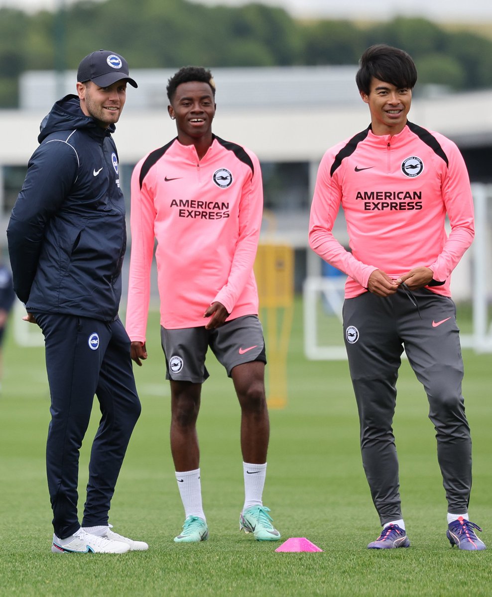 OfficialBHAFC's tweet photo. 😁😁😁 https://t.co/qxvLsYKmAr
