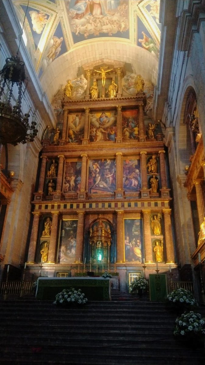 DaniElefantman's tweet image. Real Monasterio del San Lorenzo del Escorial . Retablo Mayor #arquitectura #turismo #monasterios #hacerfotos