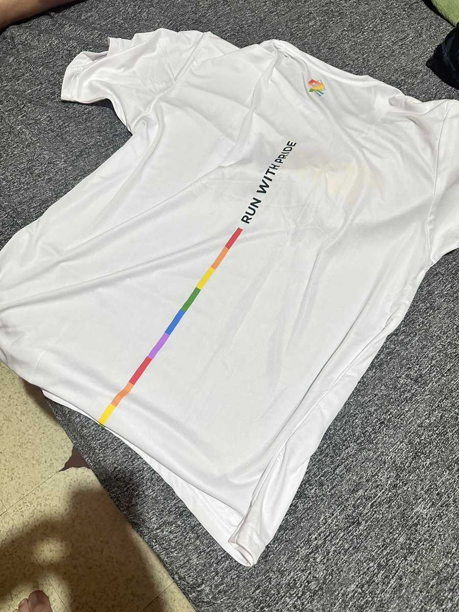 duo_gabo's tweet photo. Run for Pride hehehe got my shirt #PFAtleta @pinoyfitness https://t.co/eVsOzC26p8