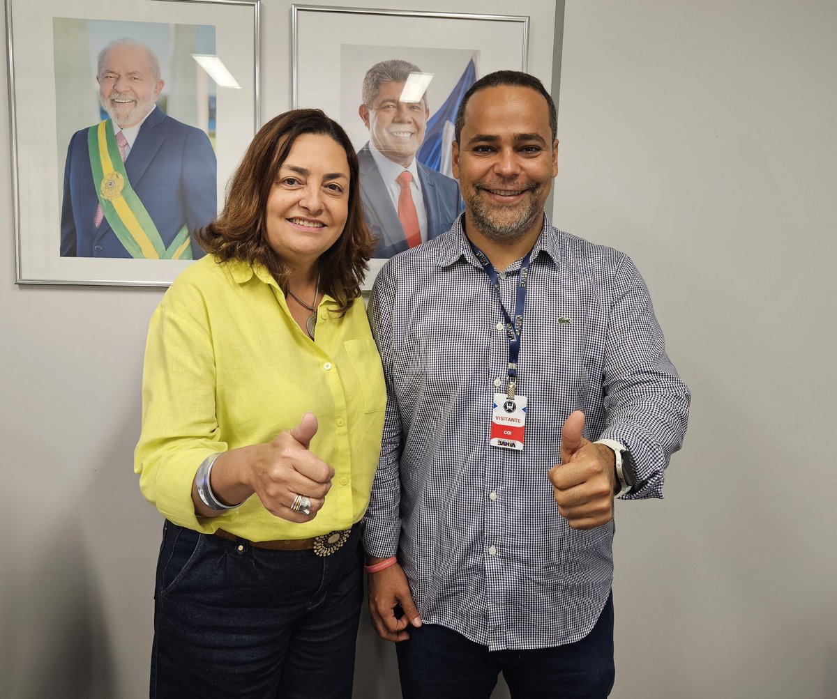 serinbagov's tweet photo. Jussari marcou presença na #Serin, através do pré-candidato a prefeito, Orleans Mascarenhas, que foi atendido pela chefe de gabinete, Mary Cláudia. Na pauta, assuntos ligados à política local e ações que resultem em benefícios para a população #DialogoPermanente #Bahia #Jussari https://t.co/15Pd58P3qZ