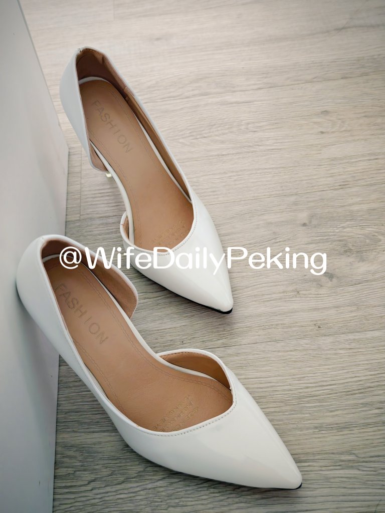 WifeDailyPeking's tweet photo. 红色诱惑 https://t.co/jiDGRcT0fb
