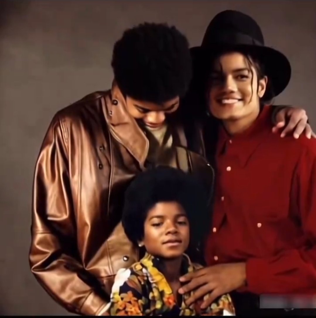 This is the future liberals want. Being able to clone yourself and then make a gay-love child with your clone