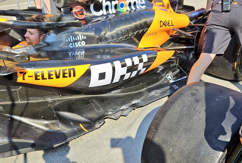 AlbertFabrega's tweet photo. El McLaren en Hungría
#f1 #hungaro https://t.co/U95adNvlos