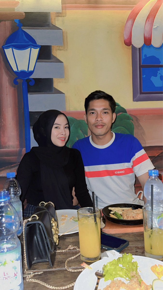 mutiawulans's tweet photo. Dri 2018-sekarang
Baru kali pertma ditahun ini dibulan juli mledaknya saya serasa gabakal balik lg sm manusia ini huuhuu tpi trnyta dg drma yg sdh dilewatin untk slesain masalah kebuka lg hati sya dan luluh lg :) smga aja abs ini gda drama apapun lg apalg drma yg menjijikan ya:) https://t.co/dCyrpYaRdC