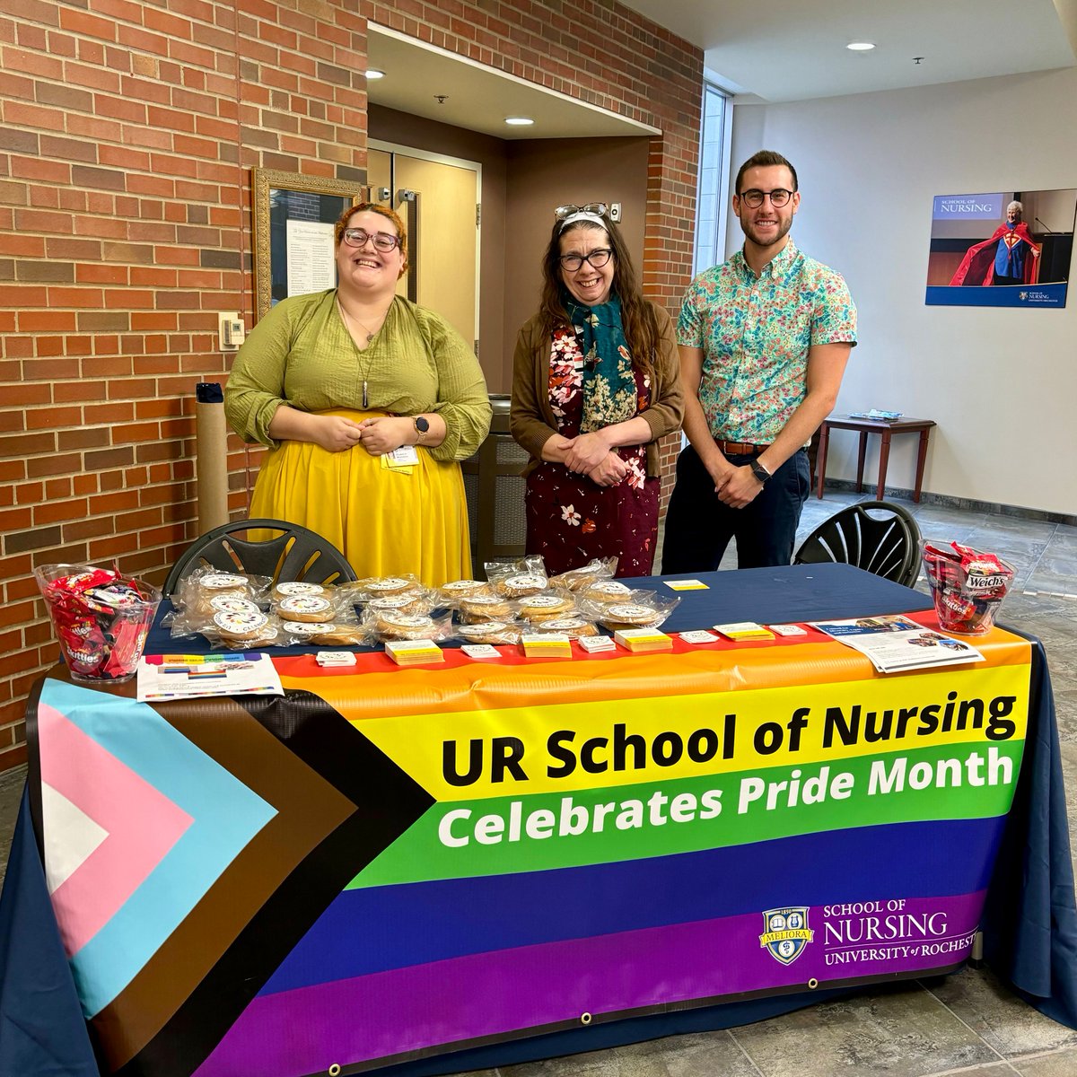 URochester_SON's tweet image. Here at #URNursing and @UR_Med, we celebrate #Pride365, emphasizing education, empowerment, and acceptance all year long. 🌈 Stop by the School of Nursing auditorium today at lunch to grab Pride cookies, candy, and stickers, and meet our Council for Diversity, Equity &amp;amp; Inclusion.