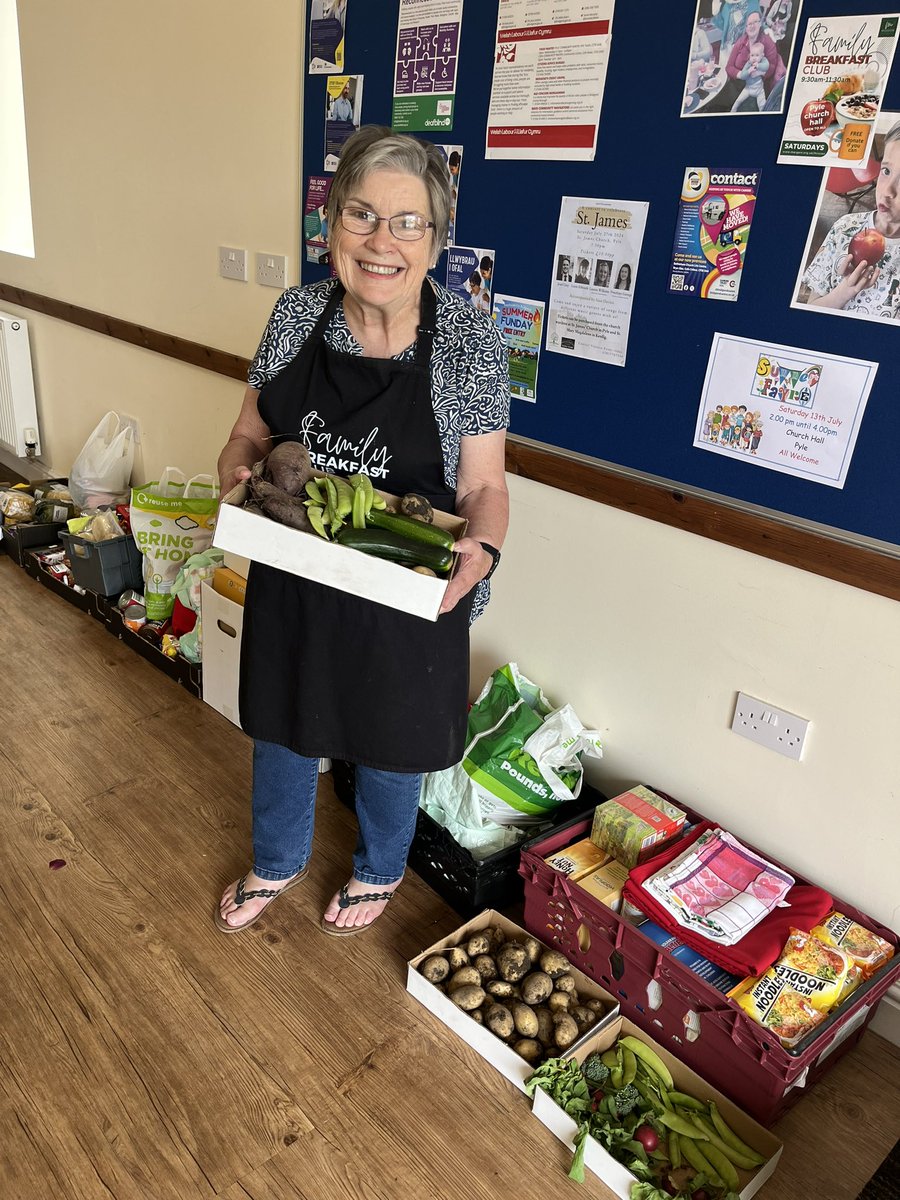 Lovely to hand over the £134.41 raised to Mrs Battrick today from Pyle family breakfast. Plus, 3 boxes of freshly picked veg from Mrs McAllister &amp; our Forest schools programme 🥔🥦🫛PFB is open over the summer holidays for all to access. Happy holidays everyone! 💙