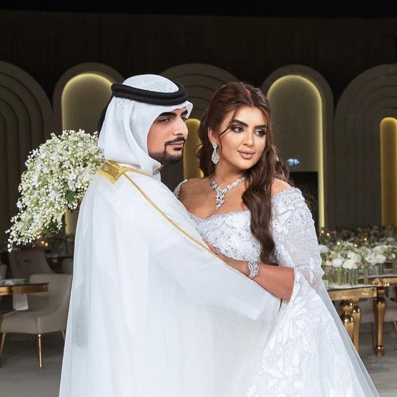 PopBase's tweet photo. Dubai princess Sheikha Mahra divorces her husband via Instagram. https://t.co/40nZt0yb9O