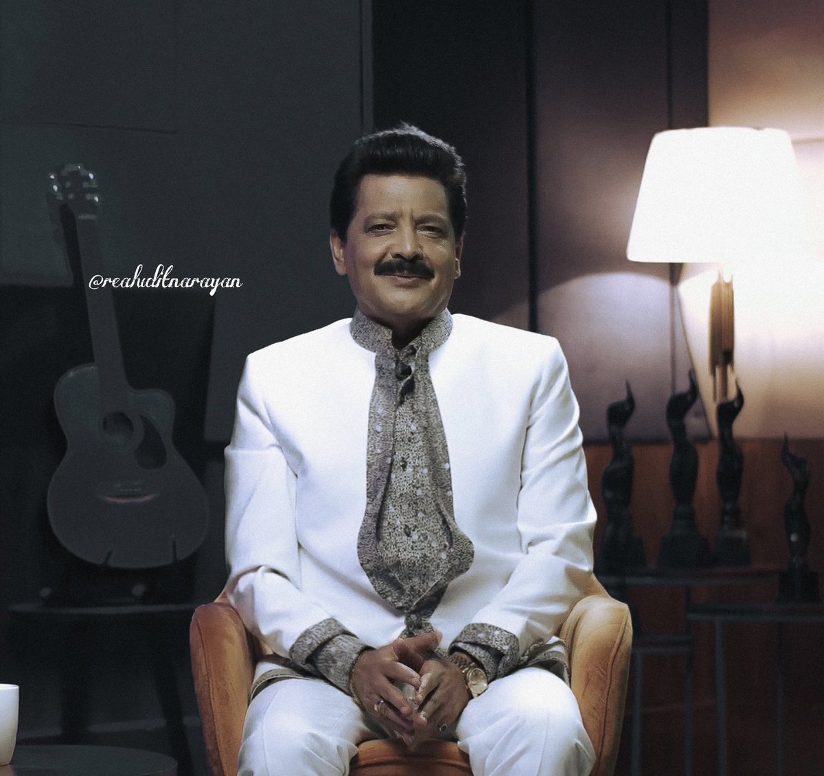 🤍😊
#uditnarayan