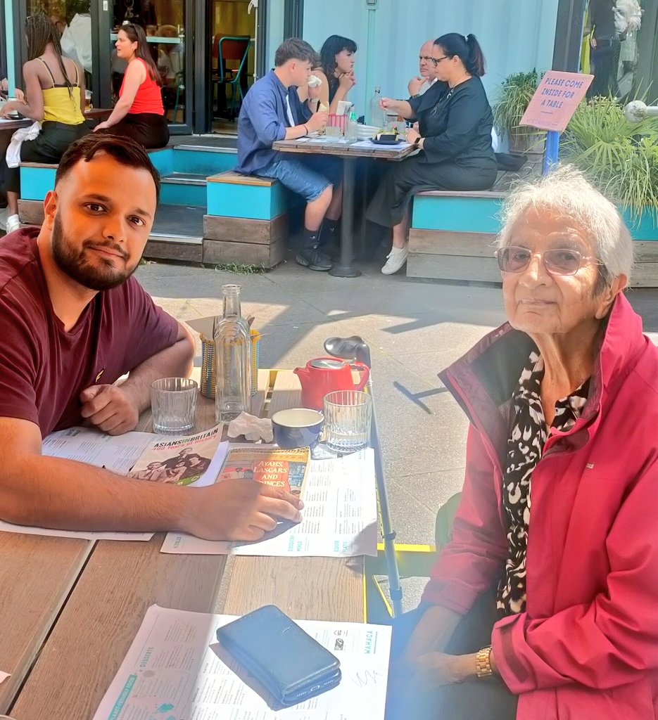 Rozina Visram gave up her teaching job and lived off a meagre pension as she dedicated many years of her life to documenting the rich history of South Asians in Britain. A trailblazer, a role model and an inspiration. A privilege to spend the day with her.