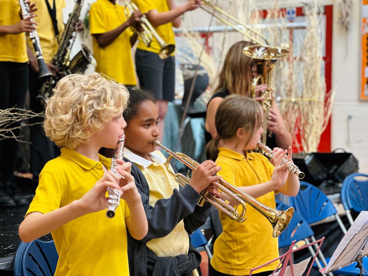 Nicola Curran tweet media