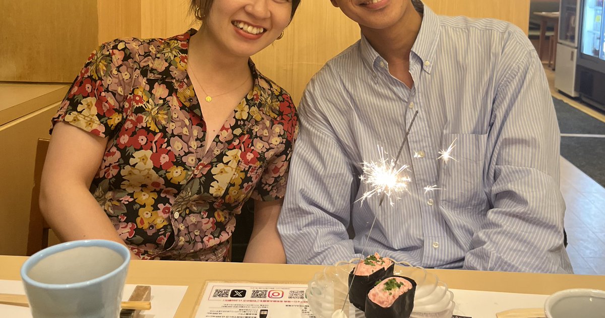 Tepesan8437's tweet photo. かきださんに行ったらサプライズでいきなり音楽流れて、お寿司のケーキ出していただきましあり。誰だろう、だなんて思ってたらまさかの我々のテーブルだった。

粋な演出が嬉しかったです。やっぱ強い。
@KazuhiroKakida https://t.co/ygUs0umSmd