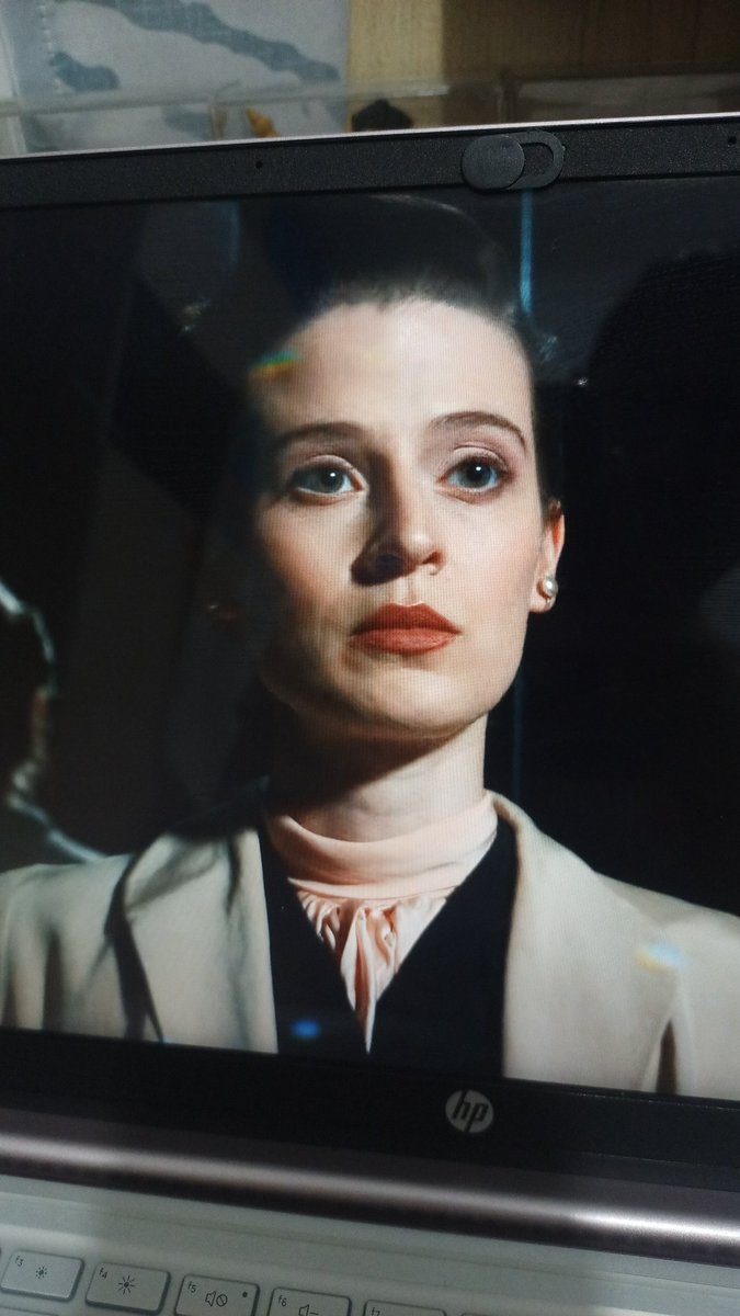 fractaltruths's tweet photo. // it's the way i'm always on the lookout for her filmography so i can get some muse inspo or smth and she is def giving serious Martha energy in this wowowow https://t.co/sNuGt6gl9F