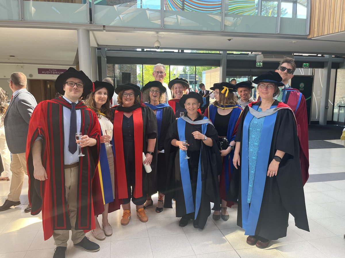 exeterpsych's tweet image. All of the Psychology staff are very proud of today’s graduates and want to wish them a huge congratulations!