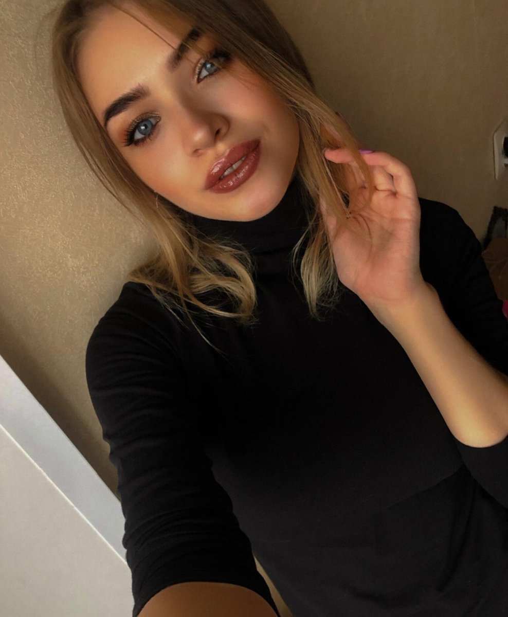 Catherine Evans tweet media