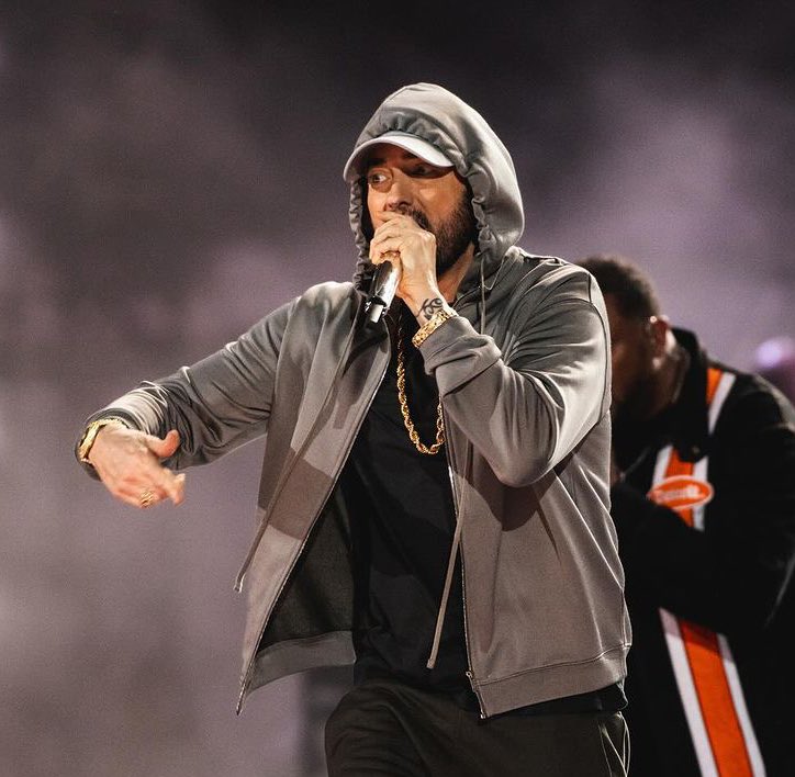 🎤 EMINEM LIVE SHOWS IN DECEMBER:

🇦🇪 DEC 7 - ABU DHABI, UAE 

🇧🇭 DEC 10 - AL DANA AMPHITHEATER, BAHRAIN

🇸🇦 DEC 12/13/14 - RIYADH, SAUDI ARABIA