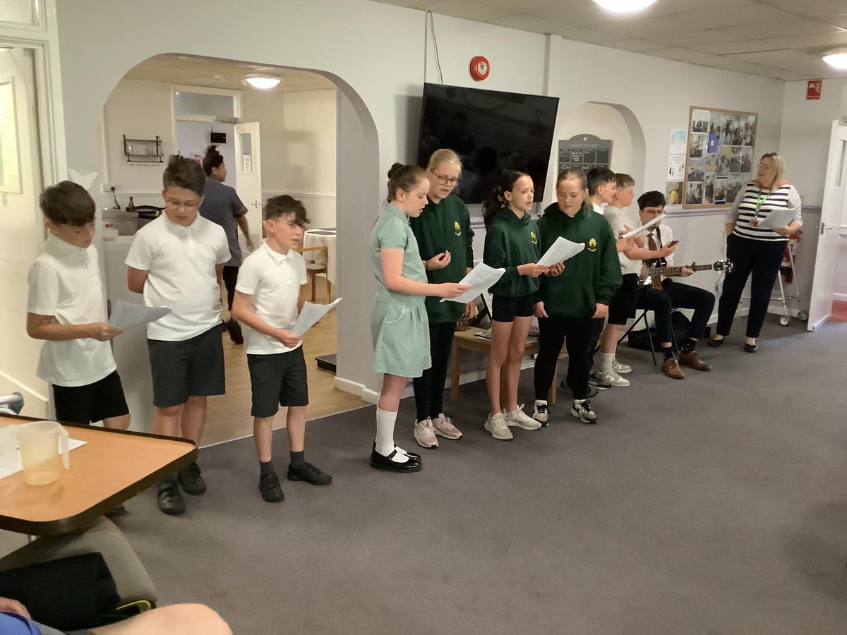 St Thomas CAFOD Club tweet media