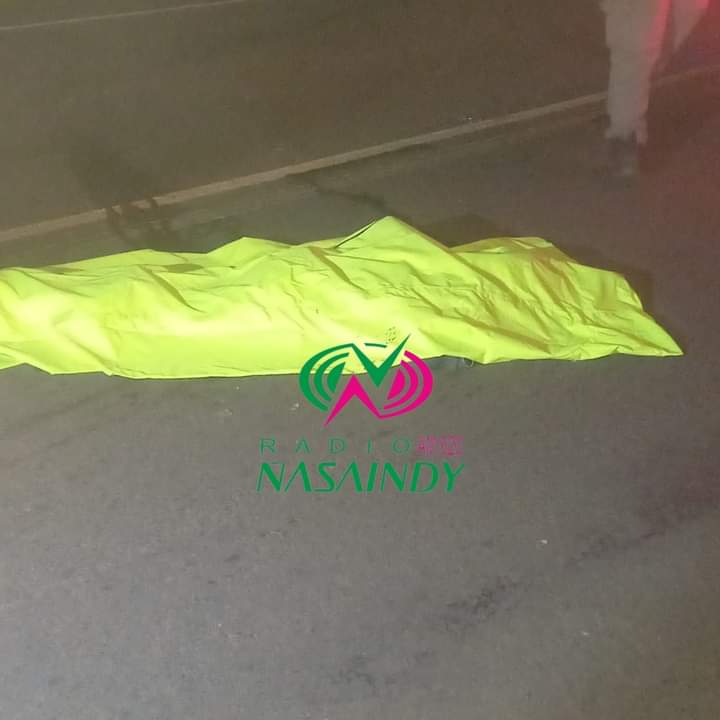 PEATÓN PIERDE LA VIDA EN ACCIDENTE DE TRÁNSITO EN YATAITY DEL.

En la compañia Maria Auxiliadora del distrito de Yataity del Norte, se registró un accidente de tránsito en el que resultó víctima fatal un hombre identificado como Ángel Ramoa, peatón de 77 años. 

#620AM