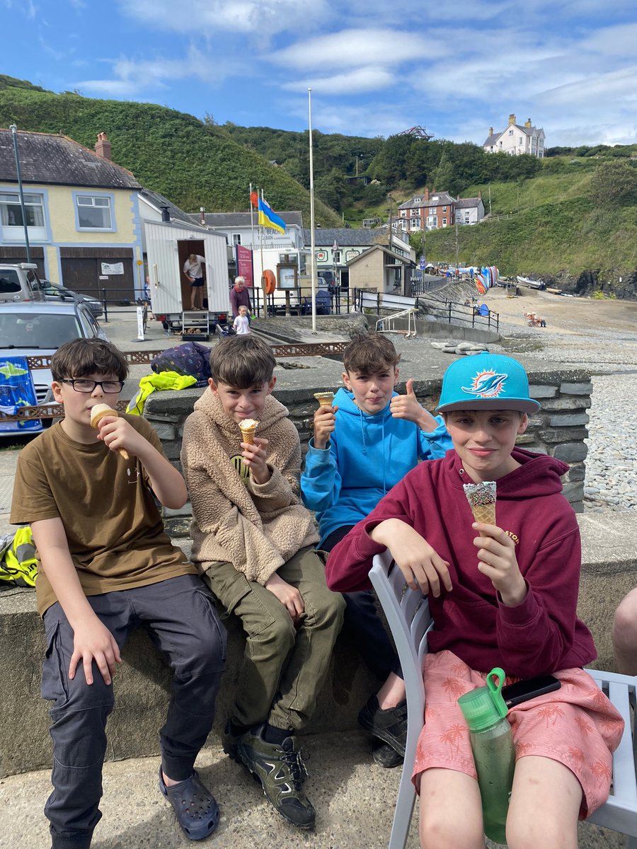 Hwyl ar y traeth/ fun on the beach! <a href="/LearnWithMCS/">Monmouth Comprehensive School</a>