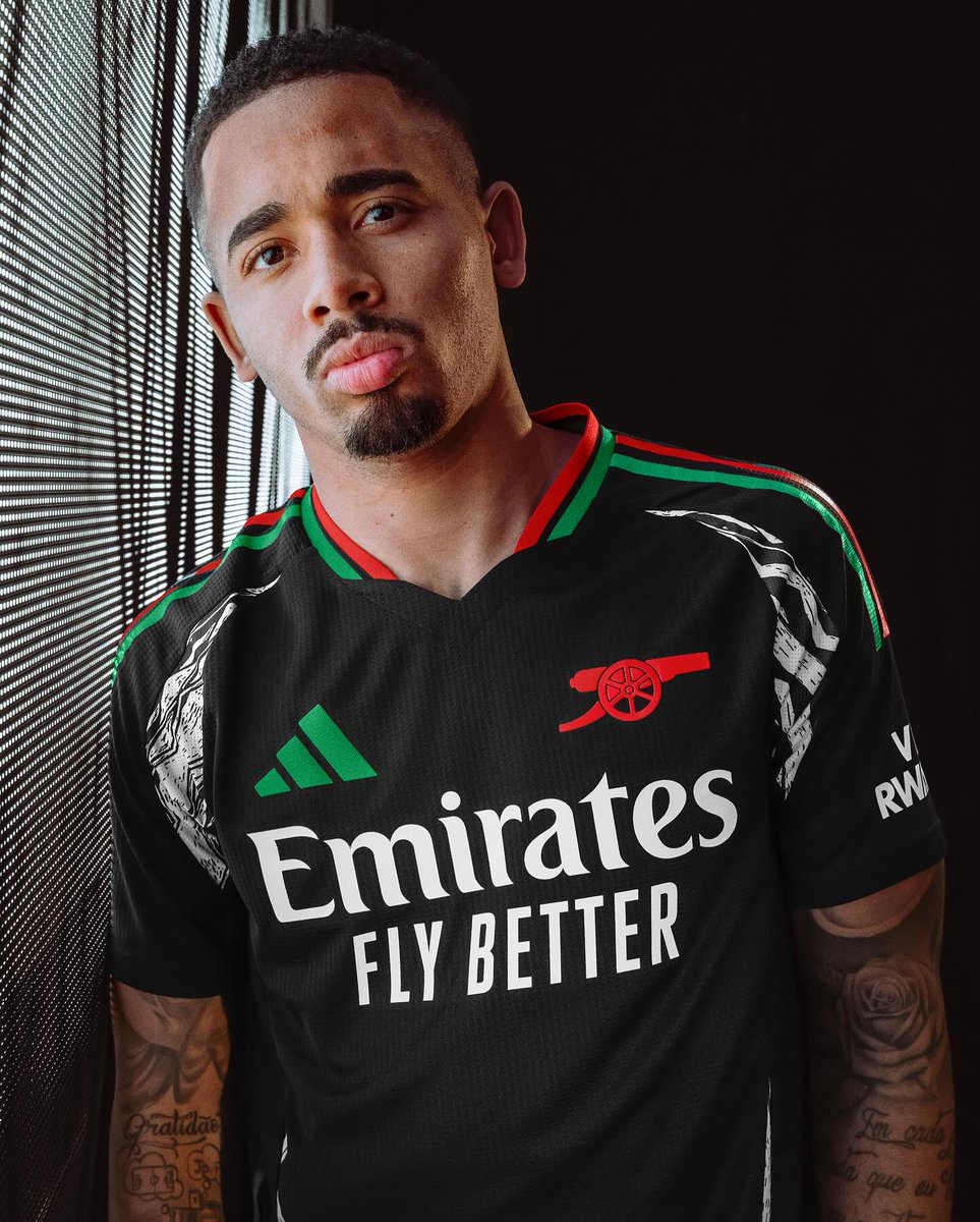 New kit, new goals. We’re coming 🖤
<a href="/Arsenal/">Arsenal</a>  <a href="/adidasfootball/">adidas Football</a>