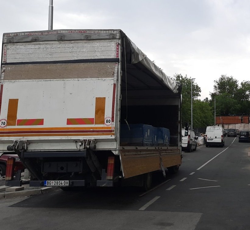 prevozrobe's tweet photo. utovar istovar sa strane, kamion sa tovarnim delom 7.3 metra 🚚📲 https://t.co/YwYUHLhcMp