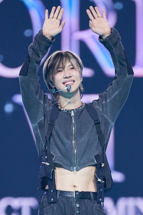 SHINee テミン クンデンイ ポップアップ パジャマ Amazon.co.jp: SHINee テミン TAEMIN ツアーEphemeral Gaze パーカ