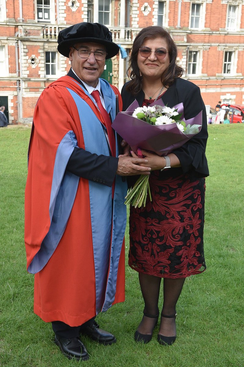 NooralhaqNasimi's tweet photo. Yesterday, I was pleased to be awarded an Honorary Doctorate in Social Sciences by Royal Holloway University London. It was a beautiful day which marked my work in serving the refugee community in the UK as Director of the @A_CAA. https://t.co/G4XlKcAYTA