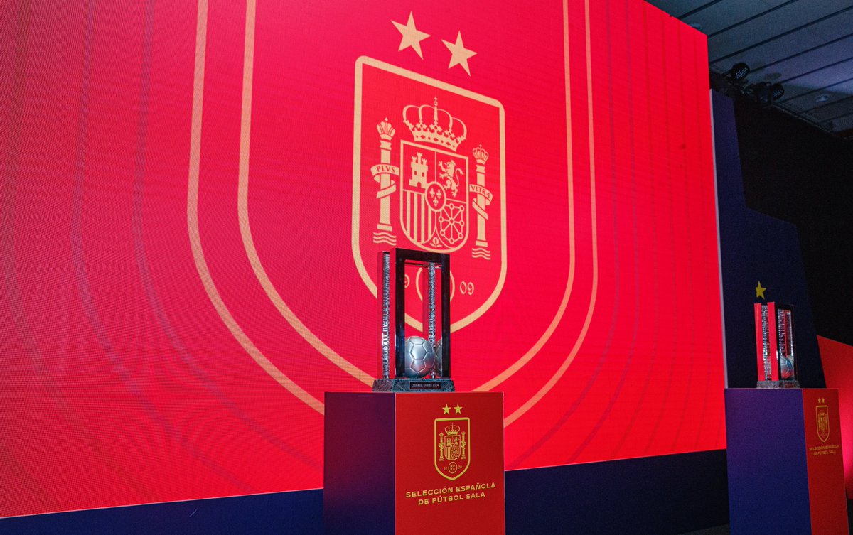 SEFutbol's tweet photo. 📺 El Mundial de Uzbekistán, en @teledeporte.

🇪🇸 El camino de la @SEFutbol Sala se podrá vivir en directo y en abierto a través de los canales de TDP.

🙌 ¡Todos a animar a los nuestros!

🔗 https://t.co/QwhFy3vd0T

#FutsalEspaña #FutsalWC https://t.co/vYenUa3A1F