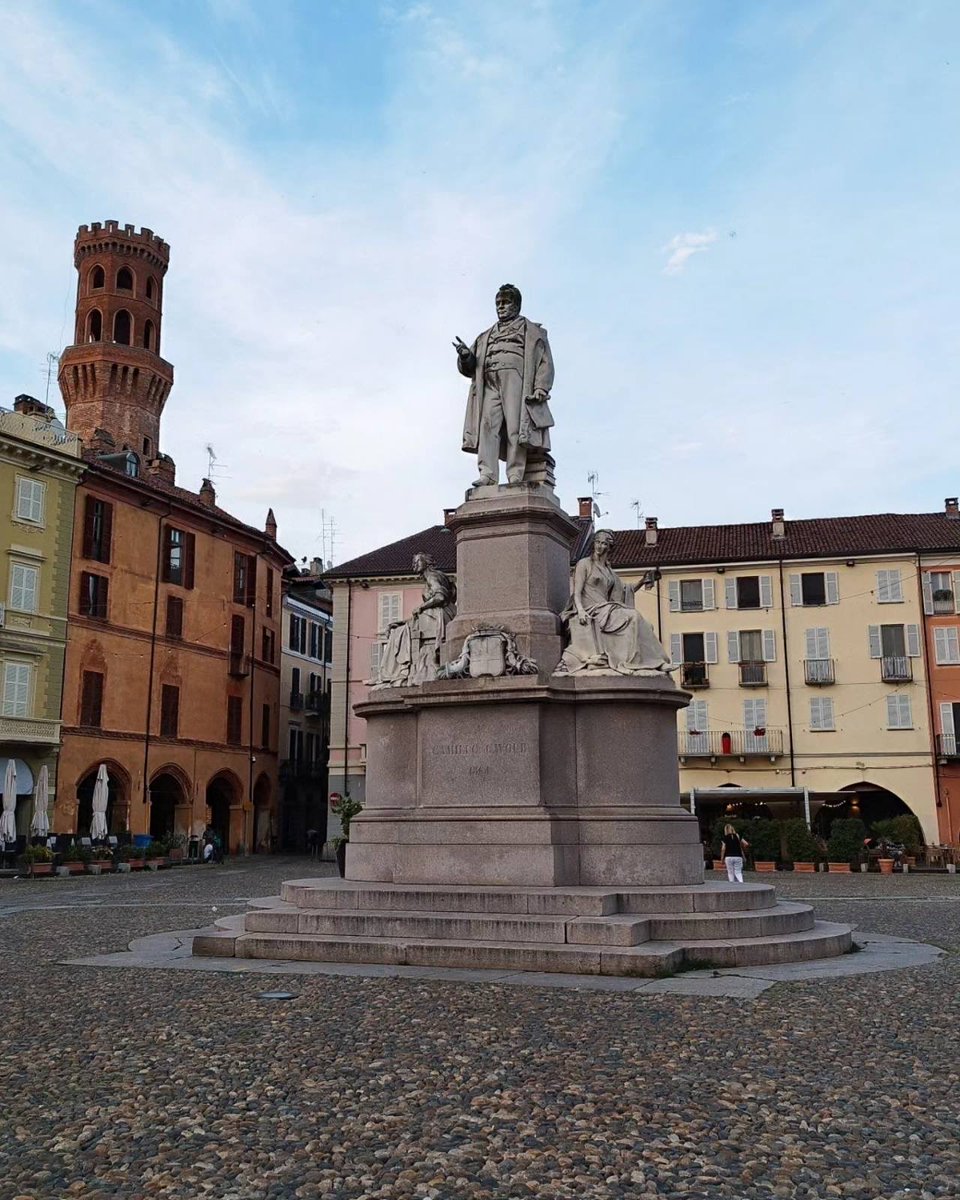 nLumiTSens60664's tweet photo. Our researchers realized a study visit to the University of Eastern Piedmont “Amadeo Avogadro”, Vercelli, Italy in period from June 26th to July 1st, 2024. Our host was prof. Dr. Flavia Artizzu from the Department for Sustainable Development and Ecological Transition. https://t.co/ZF40PCPbkq