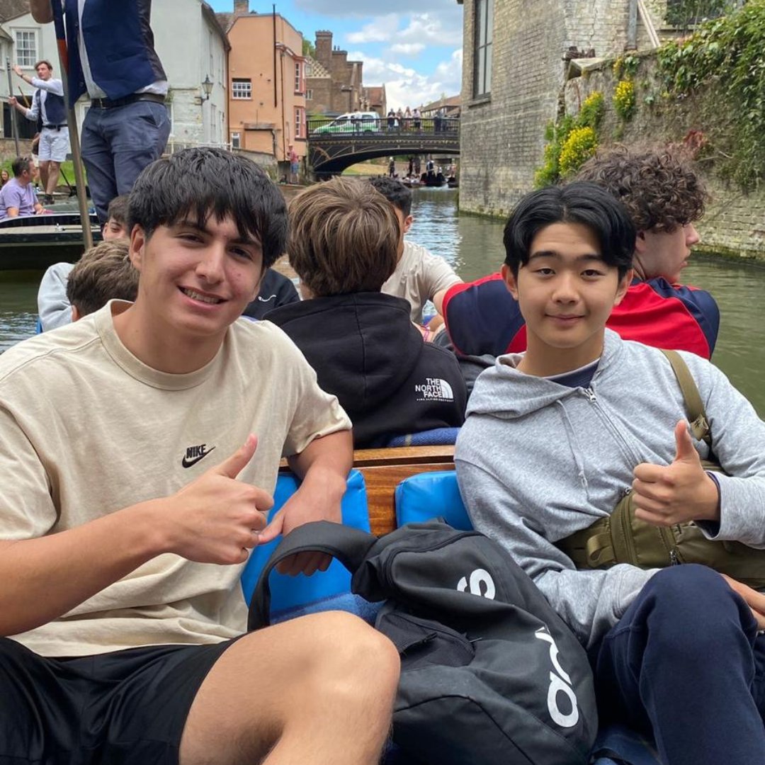 MHShortCourses's tweet photo. Our student's trip to Cambridge was a delightful adventure! They enjoyed punting on the river and a walking tour of the historic city, soaking in the beautiful sights and rich history.

#MillHillShortCourses #MillHillSummerSchool https://t.co/g6skGhCl5v