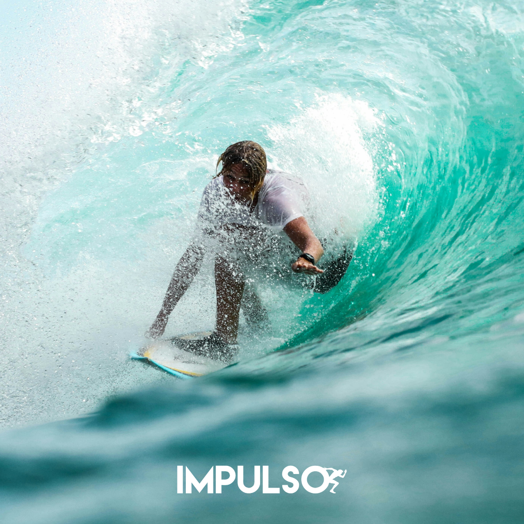 Consejos para mantenerte saludable durante esta temporada:
Hidrátate constantemente 💧
Protege tu piel 🧴
Come ligero y saludable 🍉
Haz ejercicio al aire libre 🏃‍♂️
Descansa bien 😴
Viste ropa adecuada 👗
Protégete del sol 🕶️
¡Cuídate este verano y disfruta al máximo! 🌟💪