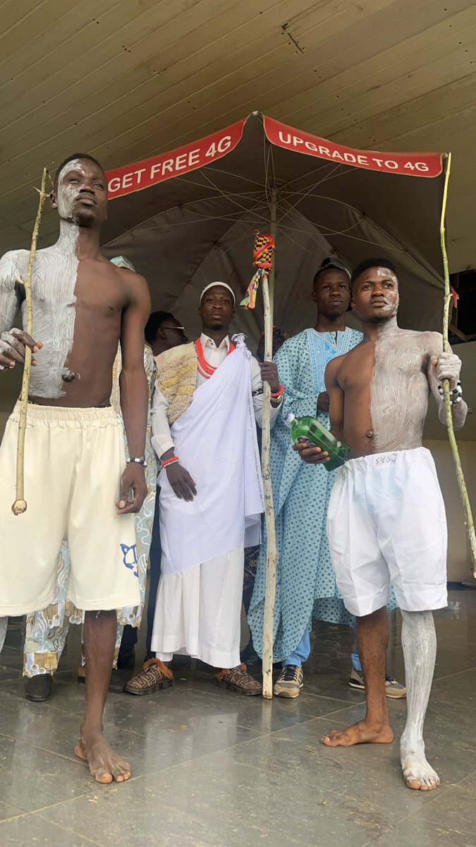 AbefeokinA's tweet photo. I have to let you know that the blue blood truly runs in my veins. Anywhere, any day, any time carrying (ile ife) up highly!!!  Ooni of Ife
#omoileife #omooba #FYBCostumeDay #OoniOfFUNAAB.  @OoniAdimulaIfe  @yabaleftonline @mufastundeednut @instablog9ja @GossipMillNaija https://t.co/qR6S4tyB6O