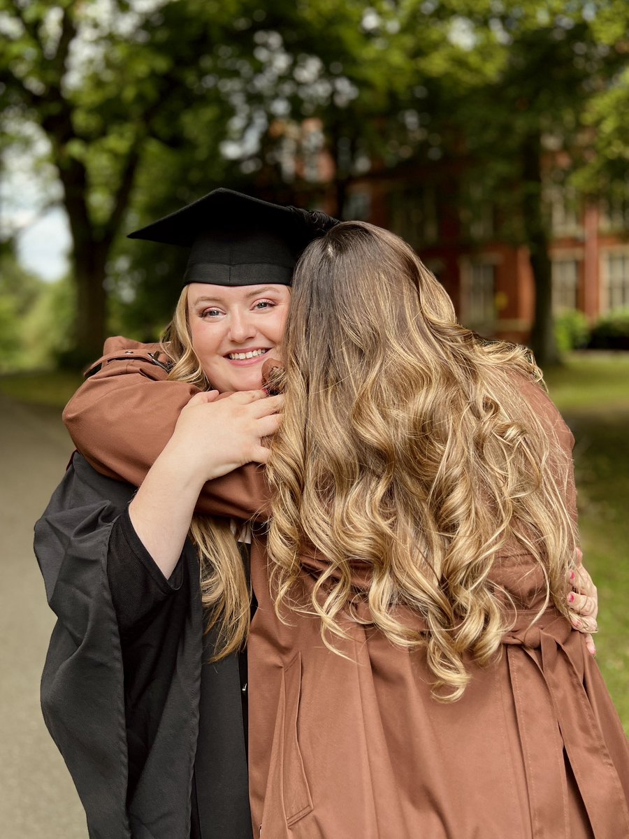 Holly Geraghty tweet media