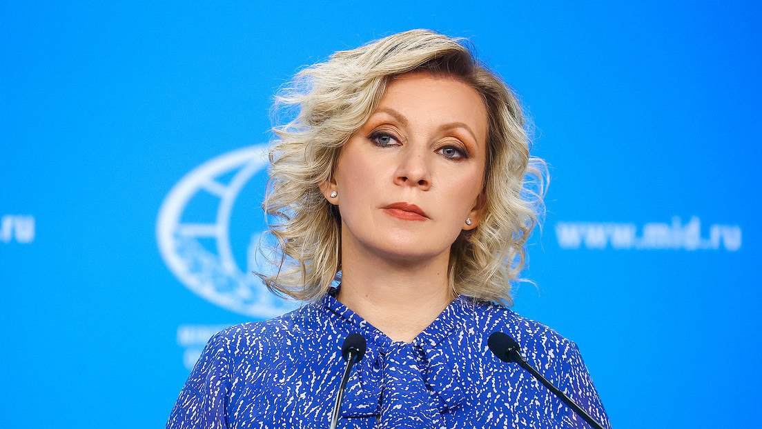 "No hay duda de que tales crímenes se planearon y se financiaron con implicación inmediata de los dueños anglosajones del régimen de Kiev", declaró este jueves la portavoz del Ministerio de Exteriores ruso, María Zajárova.