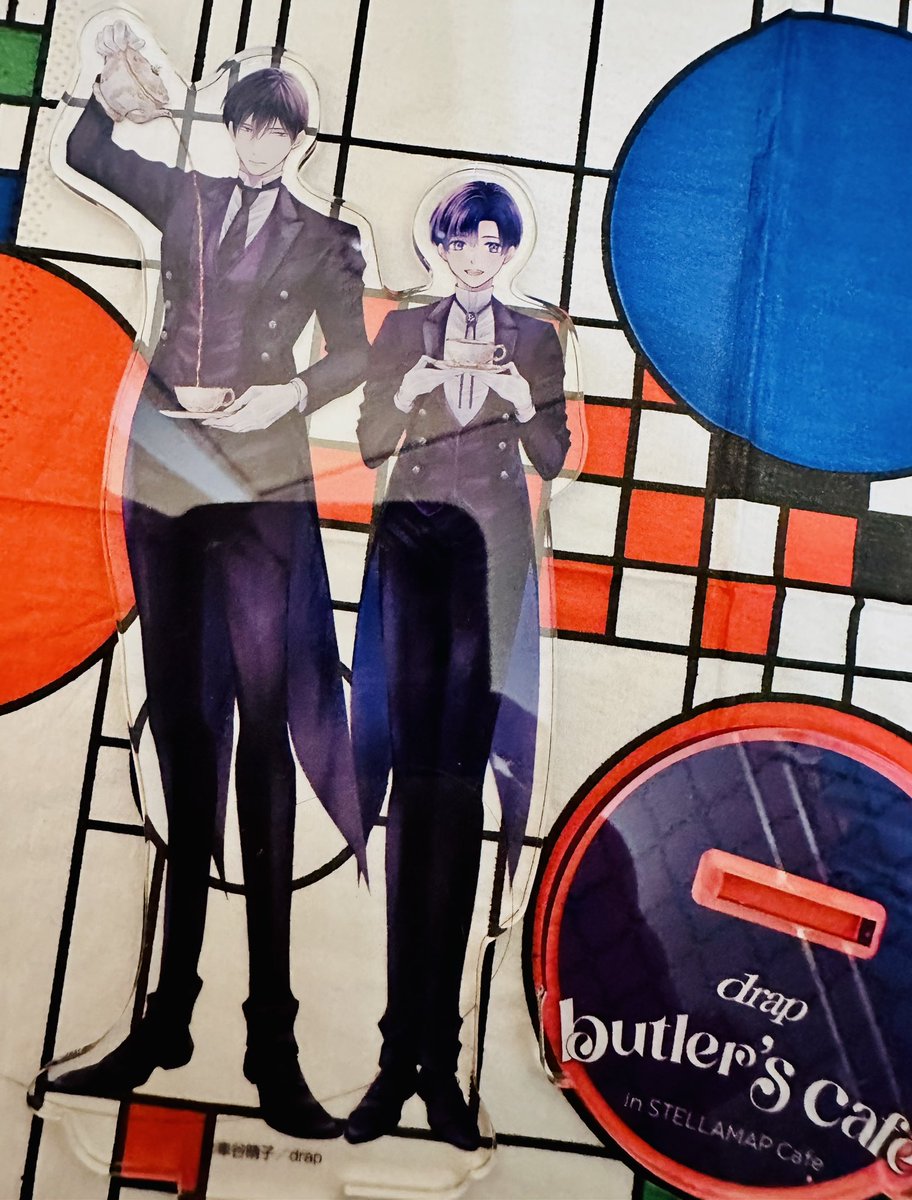 kurumatani_h's tweet image. 『#drap butler's cafe』in STELLAMAP Cafe

本日より開催しています。グッズ見本をいただきました。すごく可愛く作っていただいたのに写真が下手すぎて申し訳ない😭
個人的に一番可愛い🩷となったのはアクリルチャームです。繋がるんです。