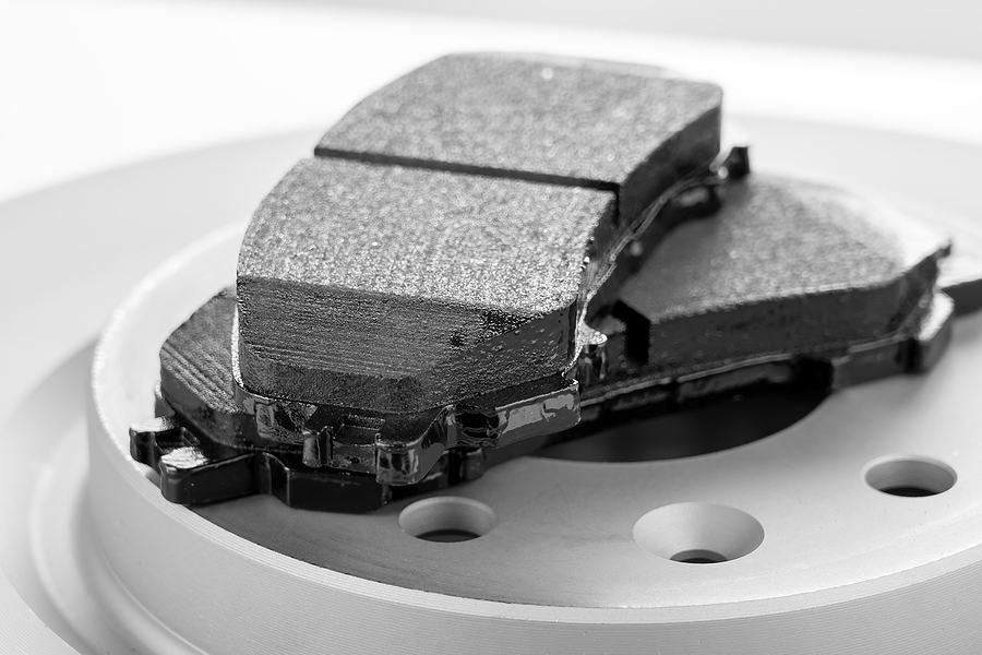 KwikKGrapevine's tweet photo. Don’t let worn brake pads compromise your safety. 🚦 

Regular checks and timely replacements are essential. Kwik Kar Lube &amp; Tune of Grapevine has got you covered with $40 off Lifetime Brake Pads when you mention this online offer.

#BrakeSafety #CarCare https://t.co/oySH5PvchG
