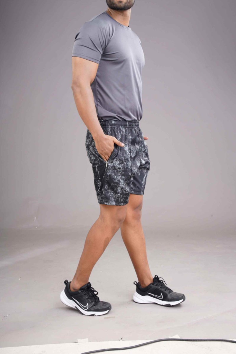 Dazzle Printed shorts are comfortable, stylish and are perfect for casual wear. They come in a variety of colors.

#DazzleSportsWear #PrintedShorts #Activewear #onlineshopping #gymwear #Casualwear #ThursdayThoughts