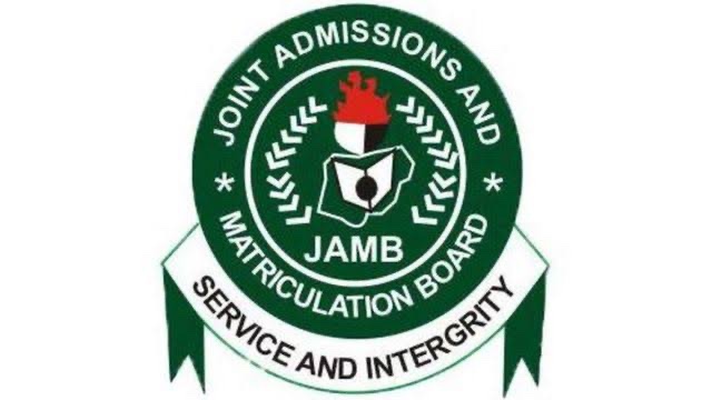 NigeriaStories's tweet photo. 2024 UTME top scorers 

1.⁠ ⁠Olowu David – 367- Ondo state
2.⁠ ⁠⁠Alayande David- 367- Oyo state
3.⁠ ⁠⁠Orukpe Joel-367- Edo
4.⁠ ⁠⁠Emmanuel Jeremiah-366- Akwa-Ibom
5.⁠ ⁠⁠Essiet Etini-365-Akwa-Ibom
6.⁠ ⁠Ezenwoko Zara-365-Abia
7.⁠ ⁠⁠Umoh Joshua-365-Akwa-Ibom
8.⁠ ⁠⁠Mamudu Abdulraham-364-Edo
9.⁠ ⁠⁠Adeleke Abdulbasit-363-Kwara
10.⁠ ⁠⁠Echem Victor-363-Rivers
11.⁠ ⁠⁠Etute Emmanuel-363- Edo
12.⁠ ⁠⁠Jedidiah Chidiebube-363-Imo
13.⁠ ⁠⁠Adesanya Oluwatimilehin-363-Ogun