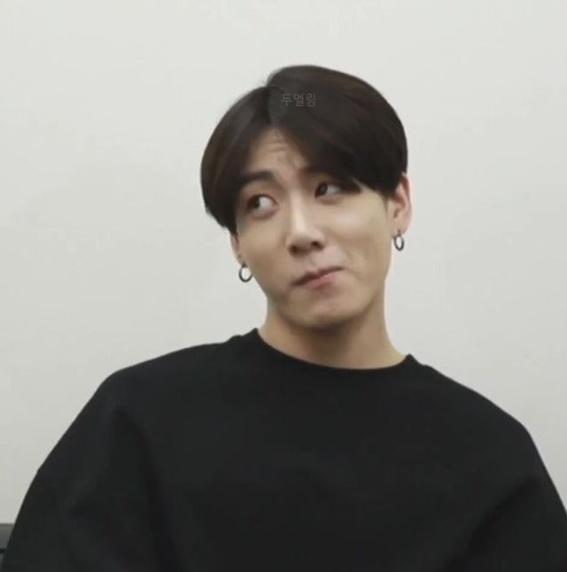 kookmineyours's tweet photo. The world fighting for park jimin yet the winner still jeon jungkook.

— a jikook THREAD
by kookmineyours https://t.co/3fyTBeJmDM