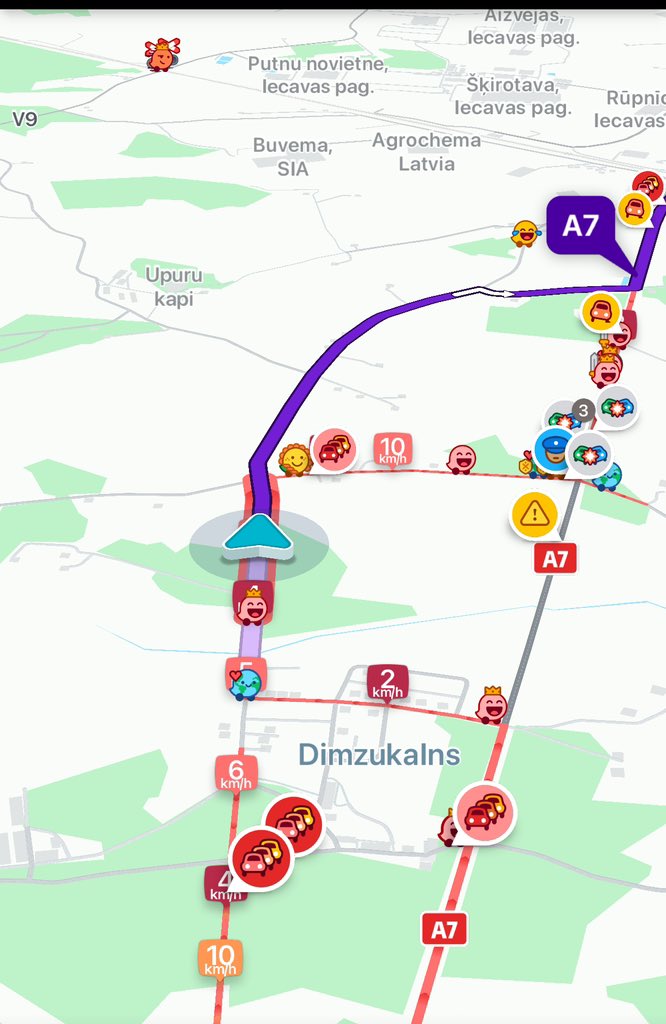 D_Freidenfelds's tweet photo. @LVceli @Valsts_policija Arī apkārtceļi pārslogoti. Pat smagie nodomājuši, ka neviens jau pa granti nebrauktu https://t.co/zvfn4b97rR