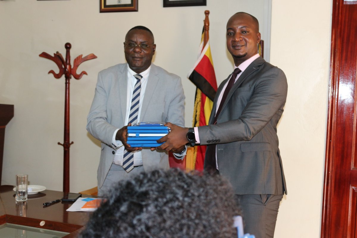 irc_uganda's tweet photo. This morning @irc_uganda had a strategic meeting with representatives from Post Bank Uganda and a delegation from GRO Foundation. The agenda focused on matters pertaining to environmental conservation and enhancing financial literacy within faith-based communities. https://t.co/SW2KmQHNQv