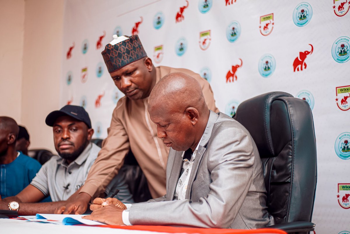 The moment of history!
First pictures of the unveiling of the new sheriff in town.

#WelcomeBackMaikaba