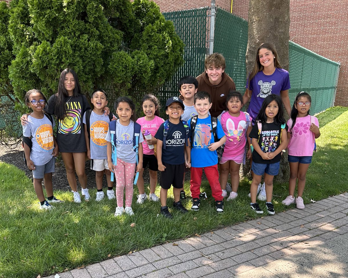 Erika_Goldman's tweet photo. Our trip to @KeanUniversity was so much fun! π @HorizonsJS #6weeksofhappiness https://t.co/5NtkIftyd4