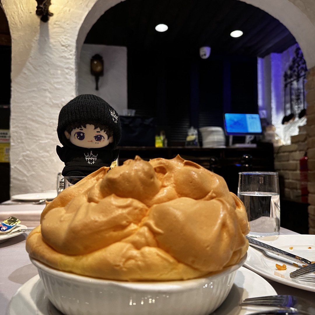itsYYYuki's tweet photo. 带小丸吃好吃的 https://t.co/bnDsyGI5IJ