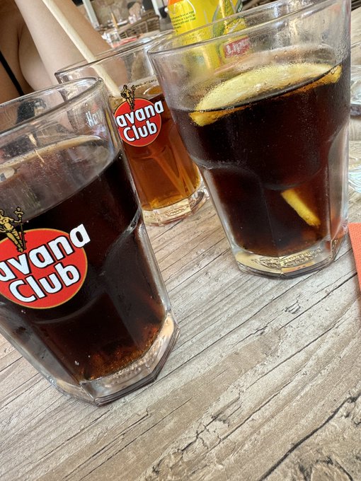 De retour &agrave; la maison 🥰 &ccedil;a se f&ecirc;te non ?😝  @Chloe_Duval_off &amp; @james_duval_off ❤️ https://t.co/v00rP<a class="tags" href="/tag/chloe_duval_off">@chloe_duval_off</a>